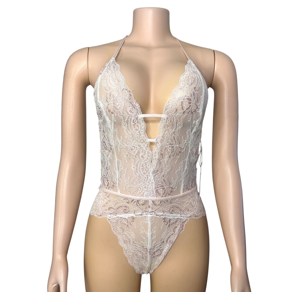 In Bloom by Jonquil‎ Lace Halter Plunging V-Neck Teddy Size Medium Off White